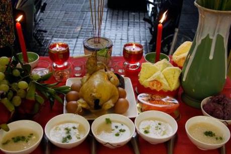 015821_mam-co-cung-giao-thua-ngoai-troi.jpg