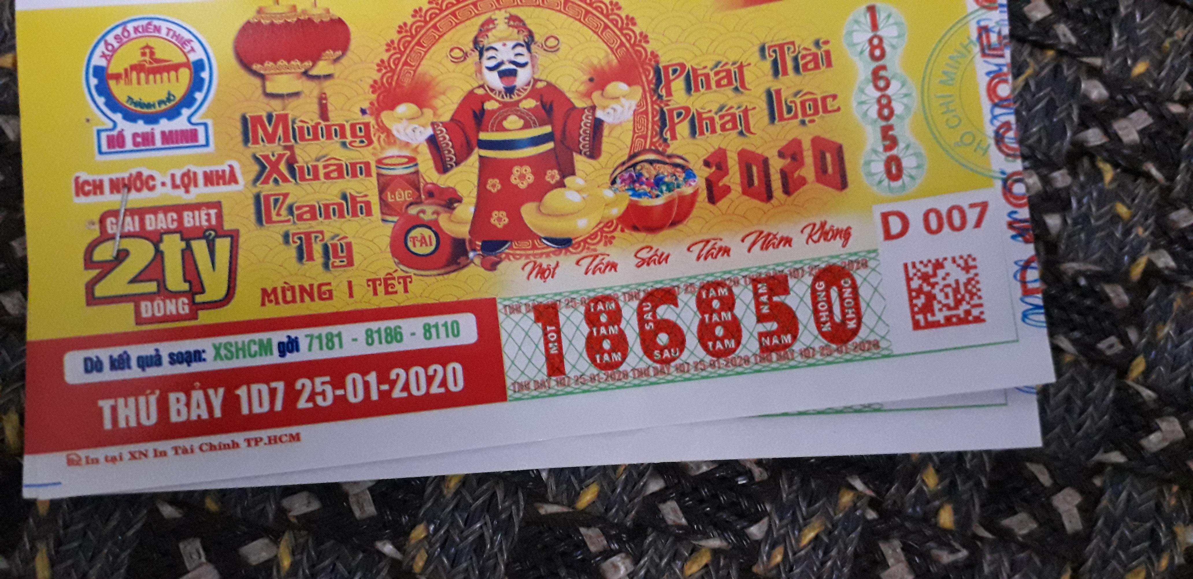 15799343647787142335866257329000.jpg