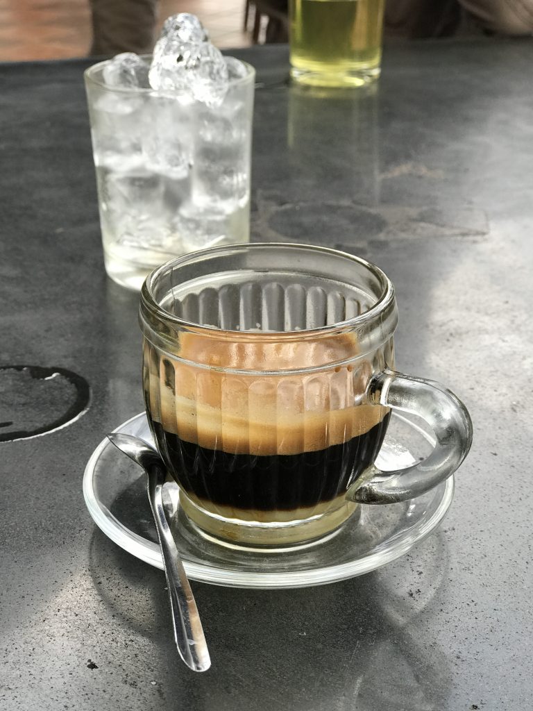 cach-pha-cafe-sua-ngon-768x1024.jpg