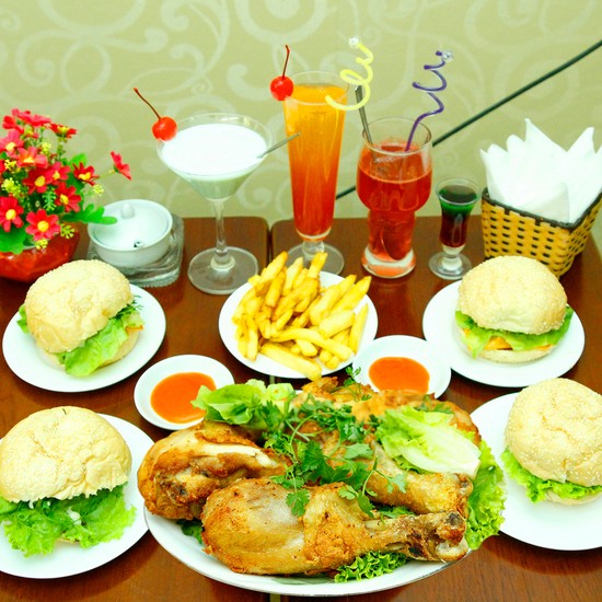 ga-ran-hamburger-kem-cocktail-cho-4-nguoi[1].jpg