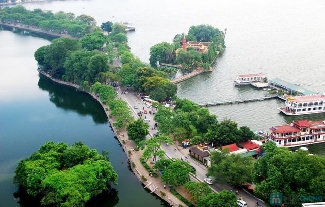Khach-san-Cong-Doan-Quang-Ba-Ha-Noi-No-ngam-nhin-canh-dep-Tay-Ho-ngay-tu-ban-cong-phong-nghi[1].jpg