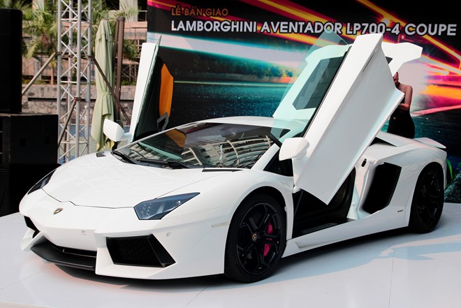 Lamborghini_Aventador__Vietnam.JPG
