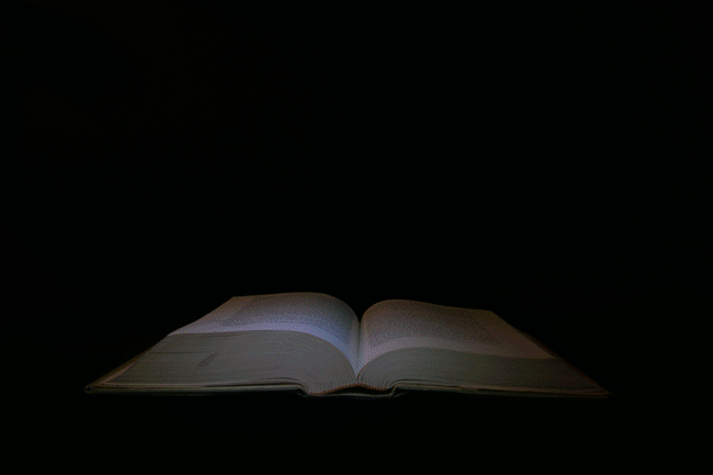 Lindos livros em gifs (13).gif