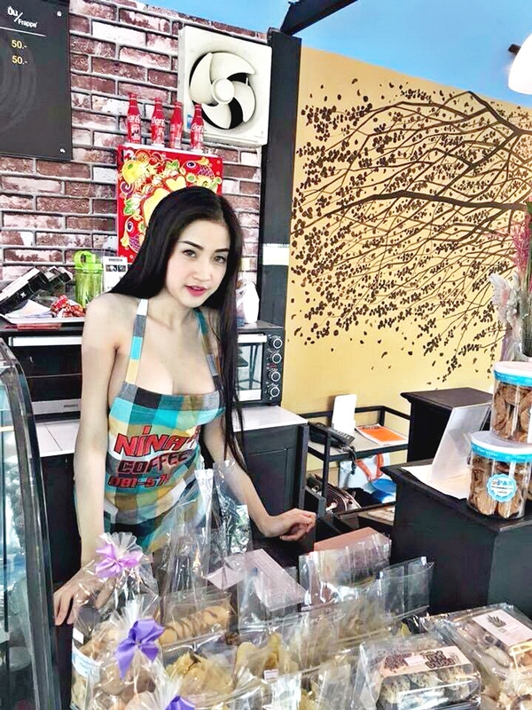 thai coffee shop - 3.jpg